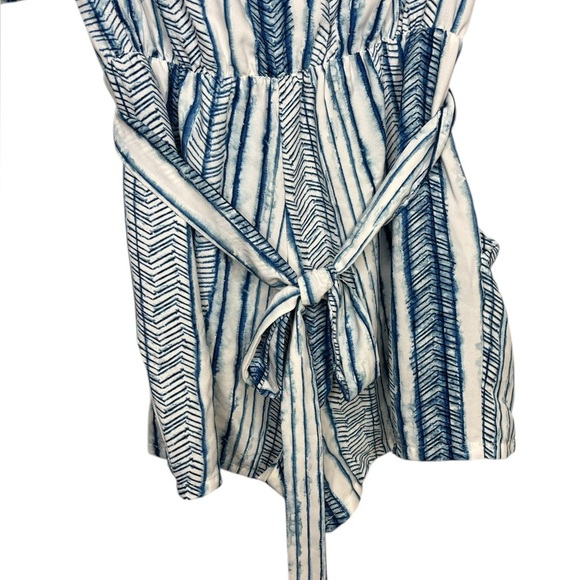 TYCHE Blue White Striped Belted Romper Size Medium - Picture 8 of 15